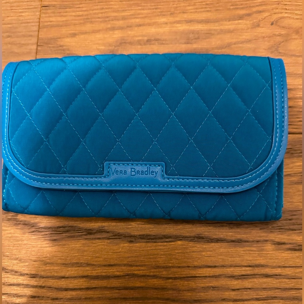 Vera Bradley Microfiber Trimmed Wristlet NWT ❤️‍🔥FIRM PRICE❤️‍🔥